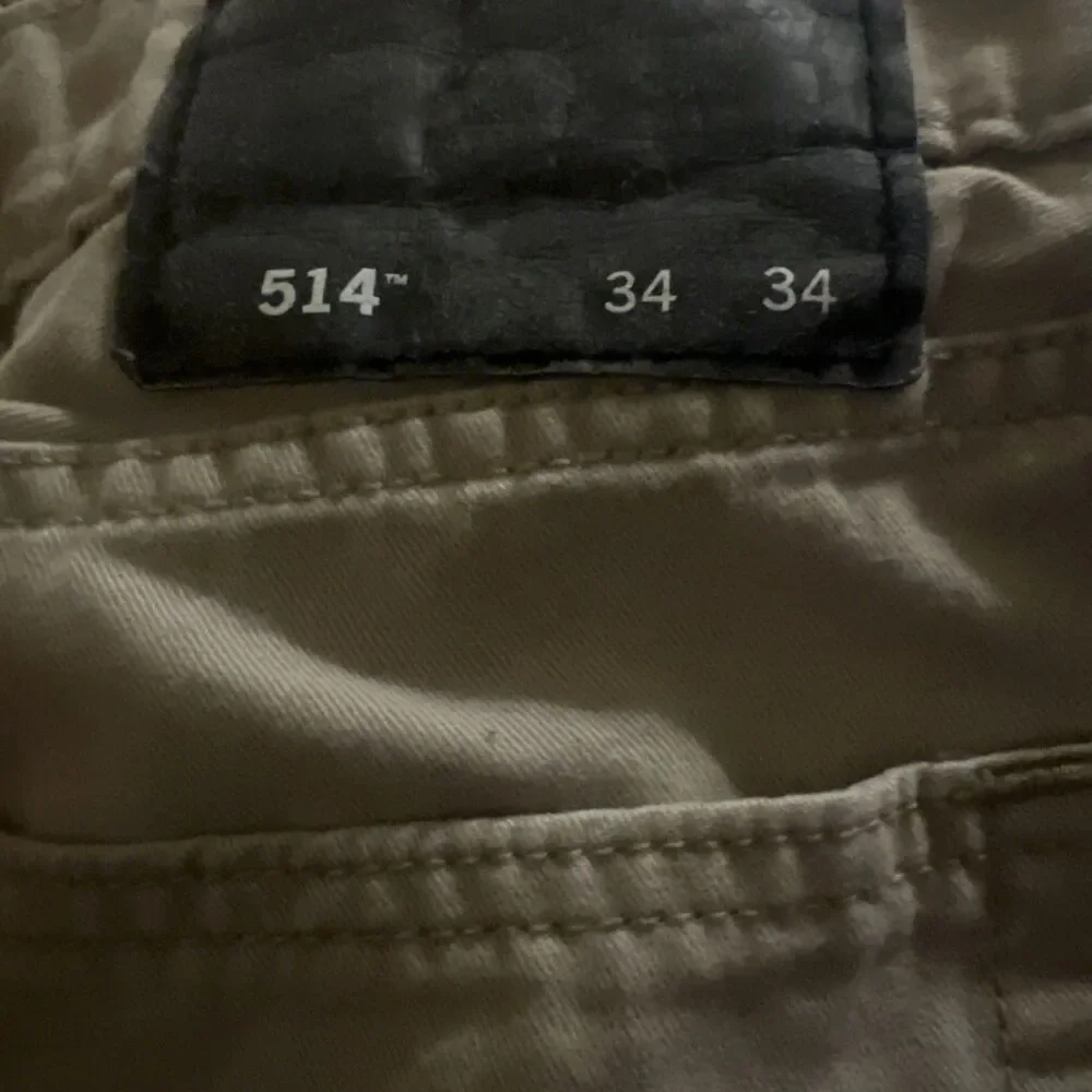 Levis 514 Pants Mens 34x34 Khaki Straight Leg Cotton Casual Classic Jeans